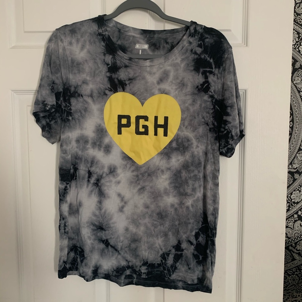 American Eagle 🦅 Tailgate PGH 🖤💛